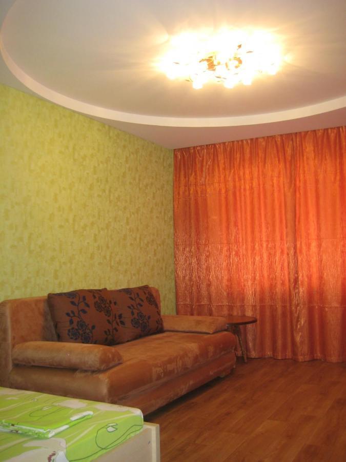 Комфортная 1-Комнатная Новопречистенская 1 Cerkasî Exterior foto