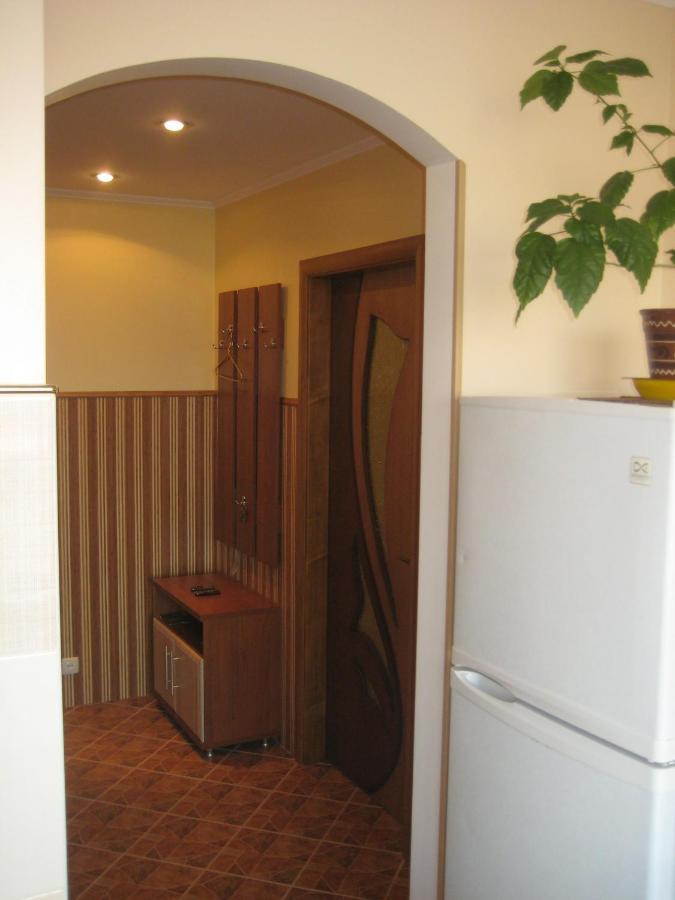 Комфортная 1-Комнатная Новопречистенская 1 Cerkasî Exterior foto